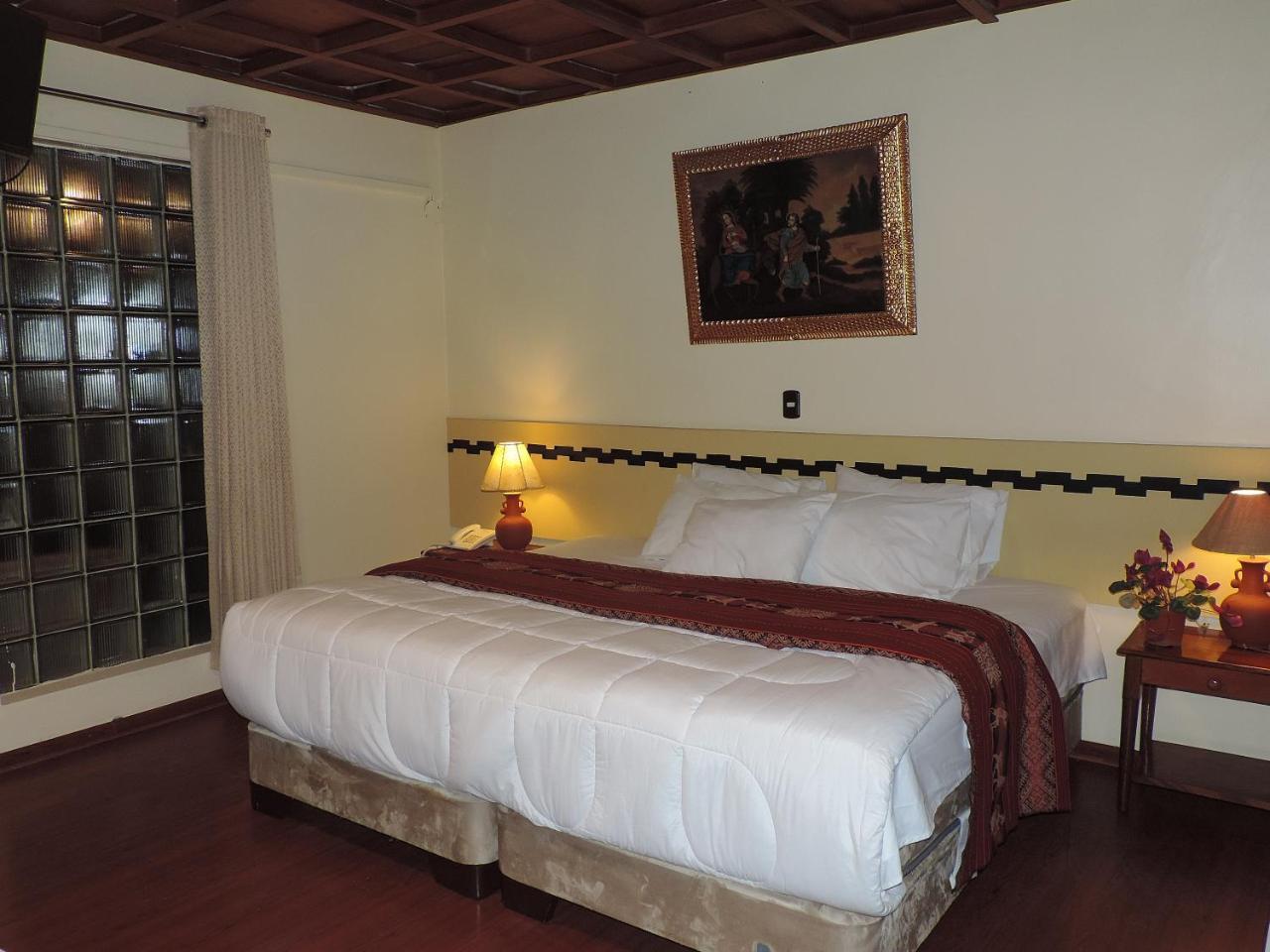 Kintu Classic Cuzco Buitenkant foto